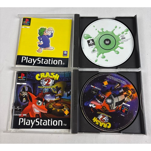 21 - 2 cased Playstation 1 PS1 game discs with manuals. Lemmings & Oh No! More Lemmings, together with Cr... 