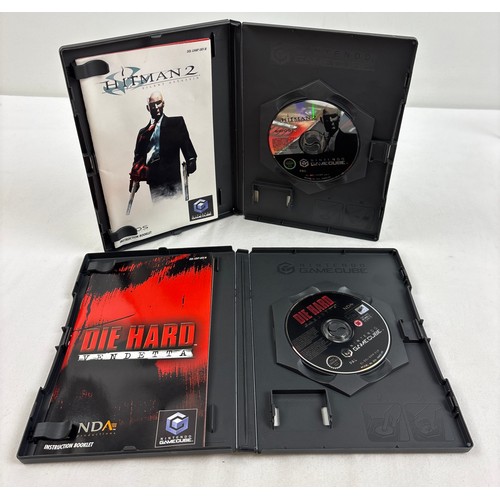 38 - 2 cased game discs with manuals for Nintendo Game Cube. Hitman 2: Silent Assassin together with Die ... 