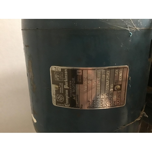 275 - LRGE UPRITE 3 FAZE ELECTRIC PILLAR DRILL W/O