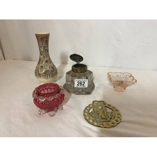 262 - CRANBERRY GLASS SALT AND A SMALL QTY OF ORNAMENTS