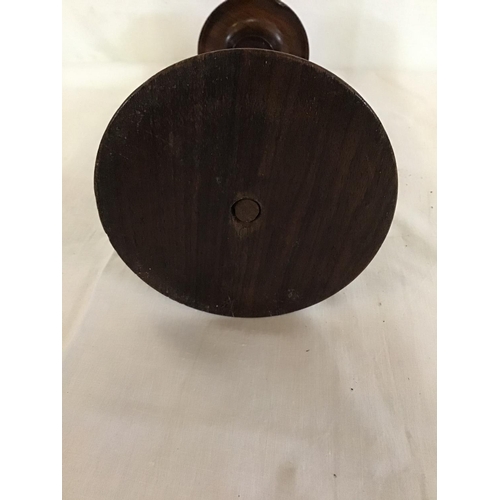 102 - VICTORIAN MAHOGANY WIG STAND