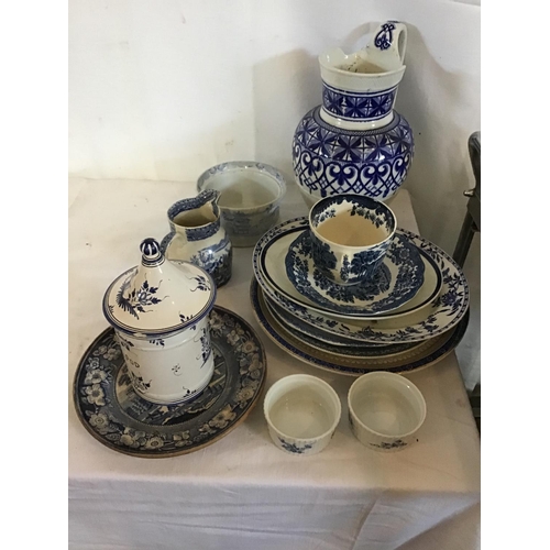 106 - LARGE QTY OF VICTORIAN AND LATER BLUE & WHITE PATTERNED CERAMICS