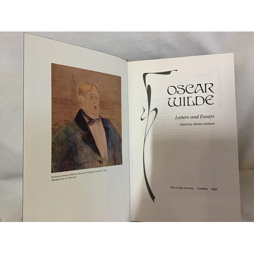 122 - BOXED SET OF OSCAR WILDE BOOKS - TO INCLUDE, STORIES, PLAYS & POEMS, ESSAYS & LETTERS