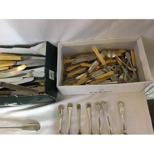 141 - LARGE QTY OF CUTLERY TO INCLUDE 5 PIECES OF SILVER AND SILVER HANDLED ITEMS