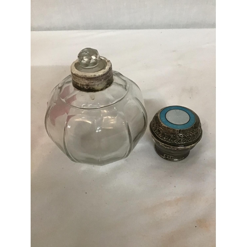 149 - QTY OF HM SILVER ITEMS TO INCLUDE DRESSING TABLE JARS, SCENT BOTTLE ETC