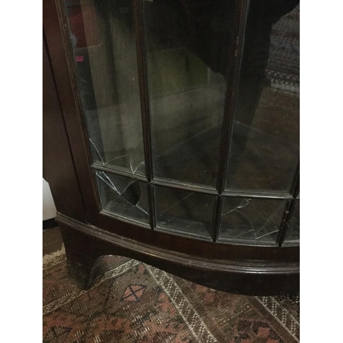 244 - EDWARDIAN 5FT 6 FLOOR STANDING BOW FRONTED GLAZED CORNER CABINET (DAMAGE TO GLASS)