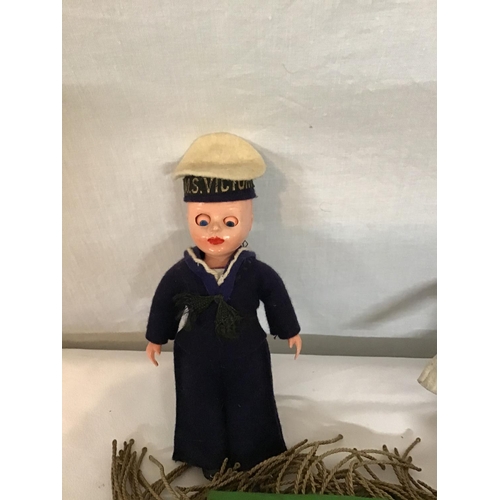 158 - HMS VICTORY VINTAGE DOLL - 6