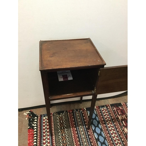 275 - EDWARDIAN MAHOGANY POT CUPBOARD