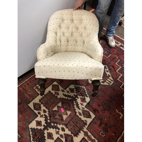 281 - VICTORIAN UPHOLSTERED BUTTON BACK BEDROOM CHAIR