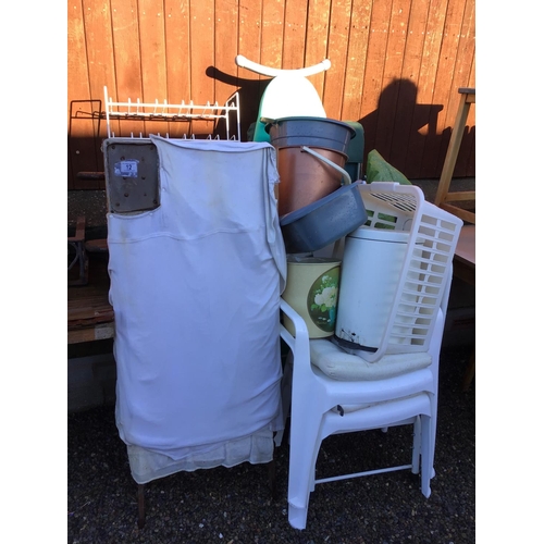 12 - QTY OF KITCHEN ITEMS TO INCLUDE VINT IRONING BOARD, PLASTIC BUCKETS, FOLDING CHAIR, GARDFEN BROLLY E... 