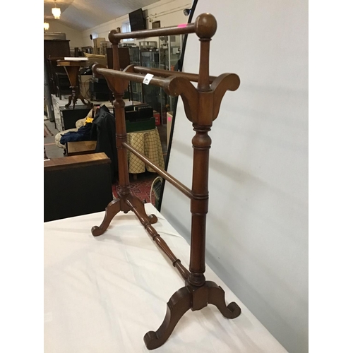 347 - VICTORIAN MAHOGANY TOWEL RAIL