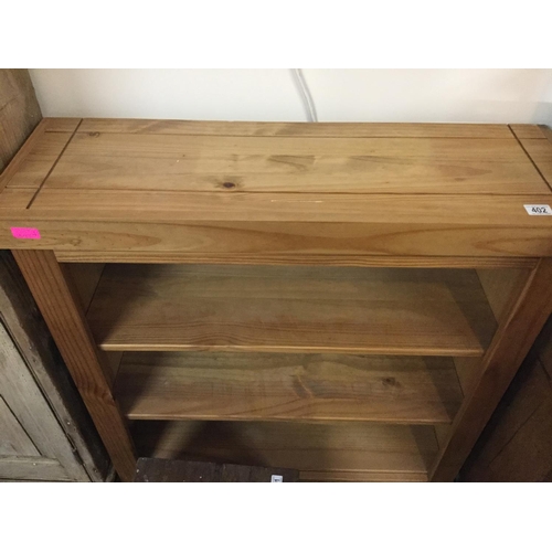 402 - MODERN PINE BOOKCASE 36