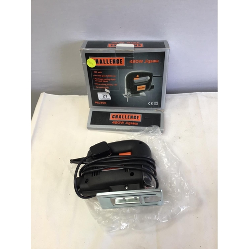 51 - ELECTRIC SANDER, BLACK & DECKER HEAT GUN, ELECTRIC JIGSAW AND MITRE SAW IN BAG