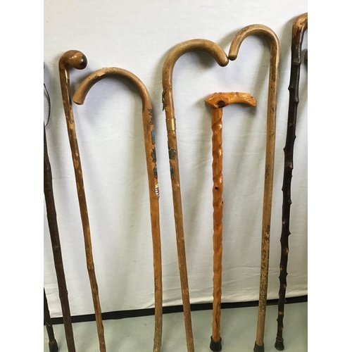 54 - QTY OF VINTAGE WALKING STICKS, THUMBSTICK ETC