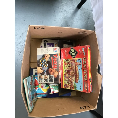 55 - BOX OF VINTAGE GAMES TO INCLUDE LEGO, SNOOKER CUES ETC