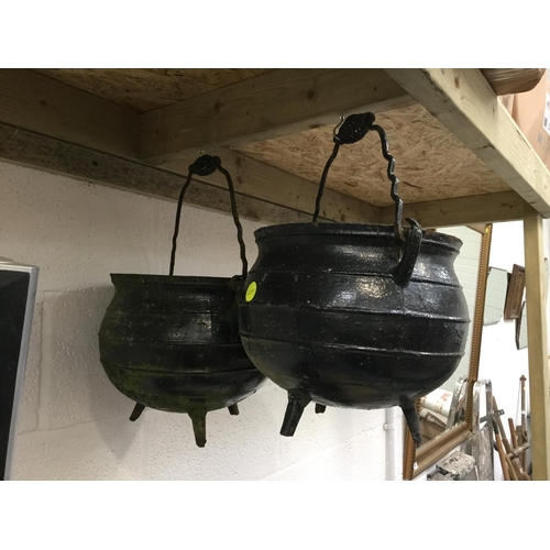 174 - PAIR OF CAST IRON GYPSY CAULDRONS - 1 A/F CRACKED