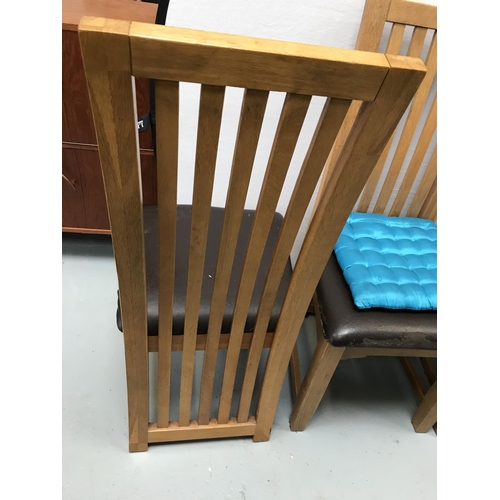 276 - 4 STRETCHERED OAK MODERN DINING CHAIRS A/F