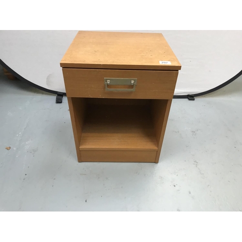 297 - 3 DRAWER BEDROOM CHEST & BEDSIDE CABINET