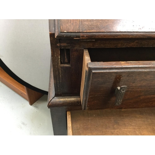 389 - OAK BUREAU BOOKCASE WITH LEADED GLASS