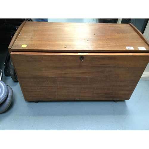 397 - PAIR OF VINTAGE BEDSIDE CHESTS, SMALL VICTORIAN TABLE AND VINTAGE CABINET