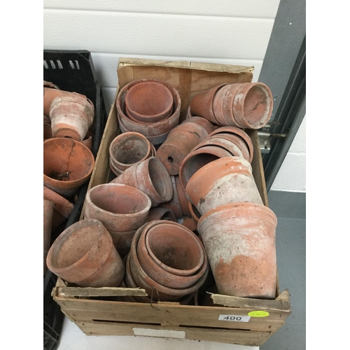 400 - 2 BOXES OF TERRACOTTA PLANT POTS & OTHER GARDEN PLANTERS