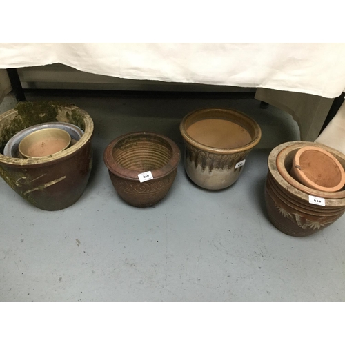 400 - 2 BOXES OF TERRACOTTA PLANT POTS & OTHER GARDEN PLANTERS