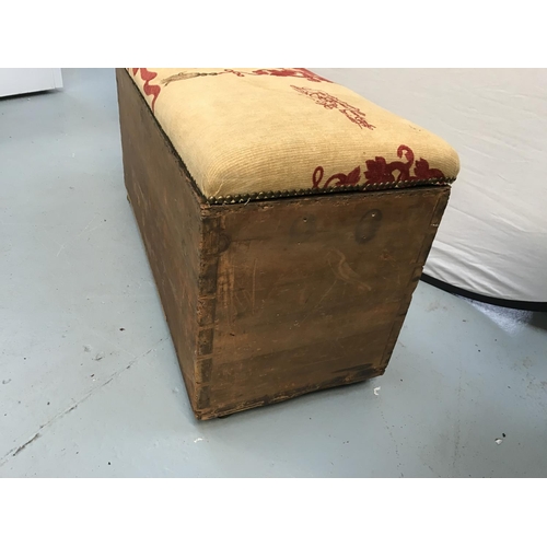 322 - VICTORIAN PINE BOX WITH UPHOLSTERED TOP - Top is Loose