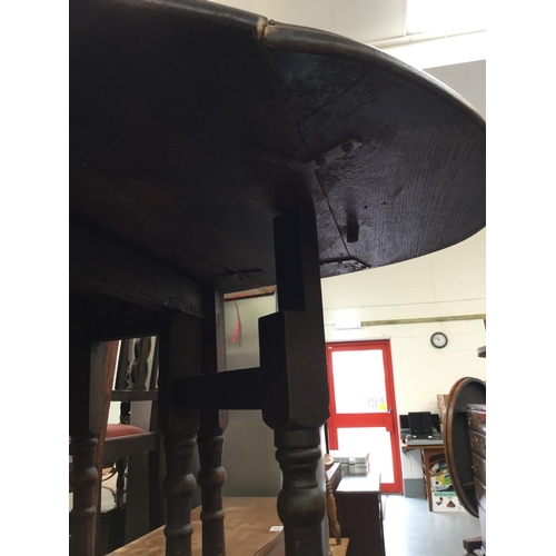 350 - SMALL OAK DROP LEAF TABLE A/F - Damage to one Leaf  - Height 29