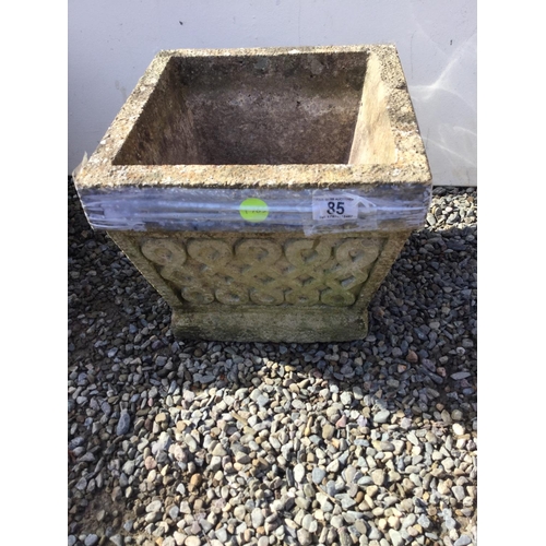 85 - PAIR OF GARDEN PLANTERS
H 10