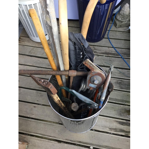 114 - 3 TUBS OF ODDS TO INCLUDE UMBRELLAS, DRAINING RODS, AXE ETC