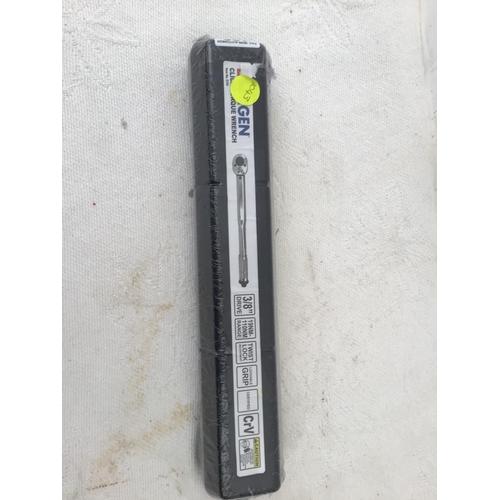 128 - NEW TORQUE WRENCH 3/8