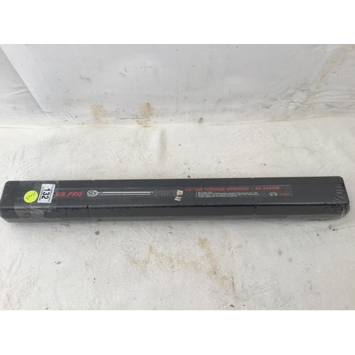 132 - NEW 1/2 INCH  TORQUE WRENCH