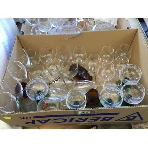 204 - 4 BOXES OF GLASSWARE TO INCLUDE FRUIT BOWLS, CUT GLASS JUG ETC