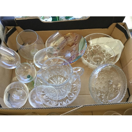 204 - 4 BOXES OF GLASSWARE TO INCLUDE FRUIT BOWLS, CUT GLASS JUG ETC