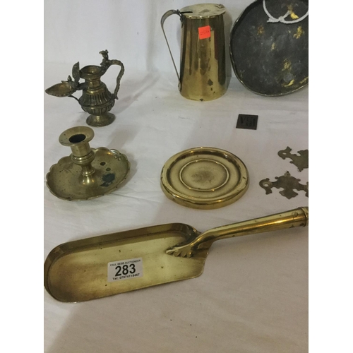 283 - COLLECTION OF COPPER AND BRASS TO INCLUDE A GONG ON STAND, KITCHEN SCALES AND AN UNUSUAL INDIAN OIL ... 