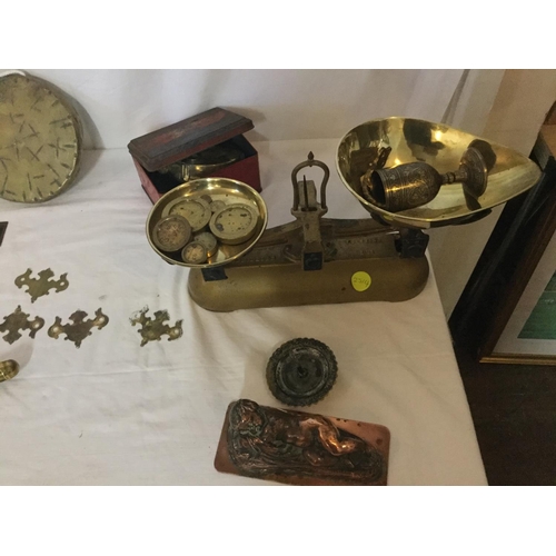 283 - COLLECTION OF COPPER AND BRASS TO INCLUDE A GONG ON STAND, KITCHEN SCALES AND AN UNUSUAL INDIAN OIL ... 