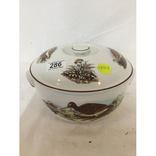 286 - ROYAL WORCESTER OLD ENGLISH GAME COOK POT ALONG WITH AN EVESHAM PATTERN FRUIT BOWL