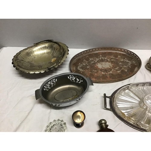 401 - QTY OF SILVER PLATED ITEMS TO INCLUDE TUREENS, GALLERY TRAY, HIP FLASK ETC