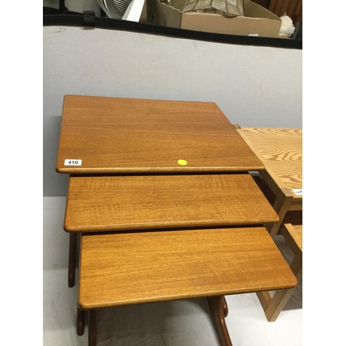 410 - RETRO TEAK NEST OF 3 TABLES AND 2 PINE TABLES