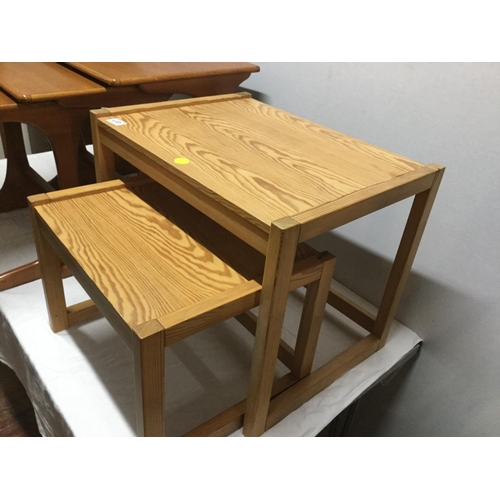 410 - RETRO TEAK NEST OF 3 TABLES AND 2 PINE TABLES