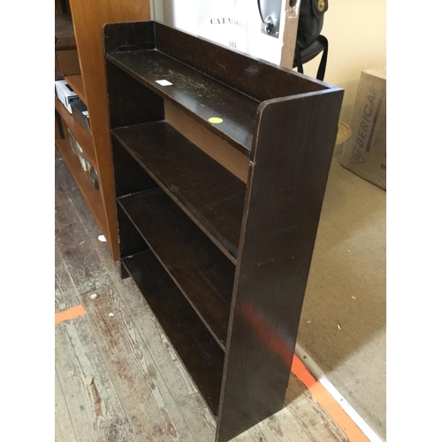 430 - SMALL OAK BOOKCASE
L 30