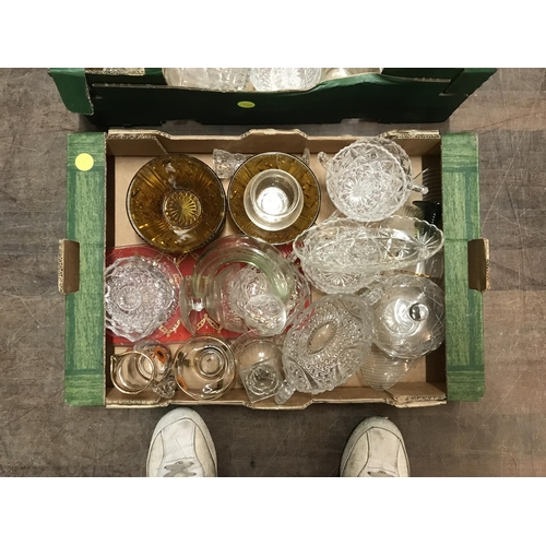 541 - 4 BOXES OF GLASSWARE