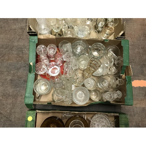 541 - 4 BOXES OF GLASSWARE