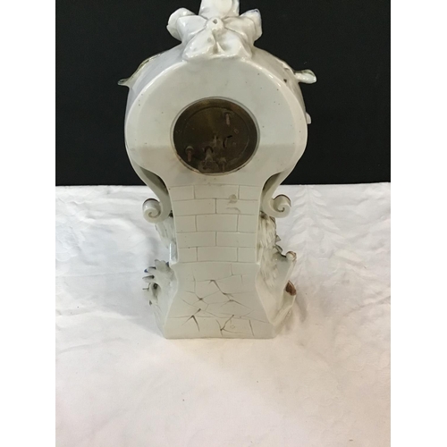 345 - ANTIQUE CONTINENTAL PORCELAIN MANTLE CLOCK AND A QTY OF AYNSLEY CUPS (CLOCK A/F)