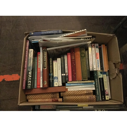 562 - 8 BOXES OF BOOKS