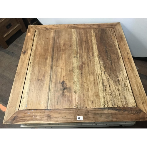 461 - LARGE REPRODUCTION COFFEE TABLE (DRAWERS MISSING)
39 X 39