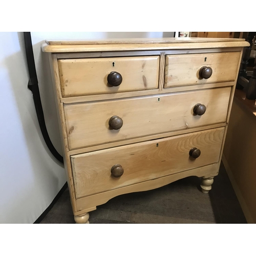 471 - VICTORIAN STRIPPED PINE 2 OVER 2 CHEST
L 36