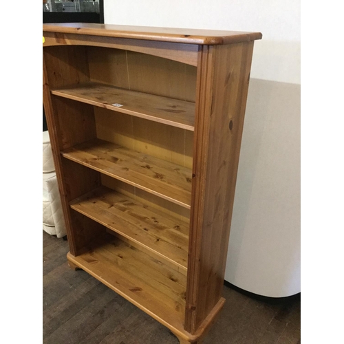 521 - MODERN PINE BOOKCASE 
L 34