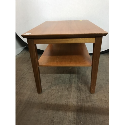 582 - RETRO TEAK 2 TIER TABLE