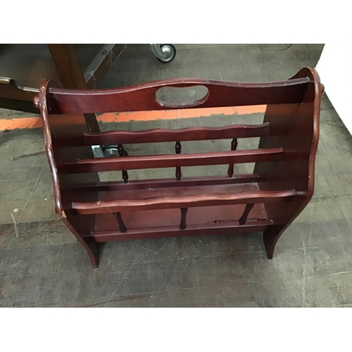 585 - VINTAGE DROP LEAF TEA TROLLY AND MAGAZINE RACK